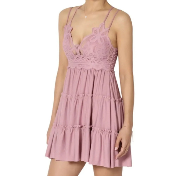 NEW! Boho Crochet Lace Tiered Ruffled Mini Dress - Picture 5 of 13